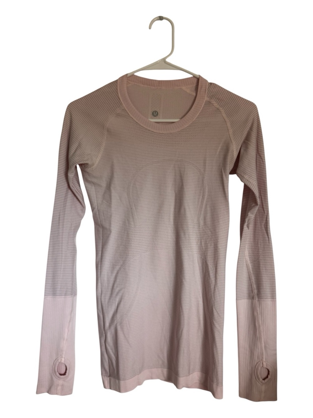 lululemon athletica Women’s Light Pink Long Sleeve Top